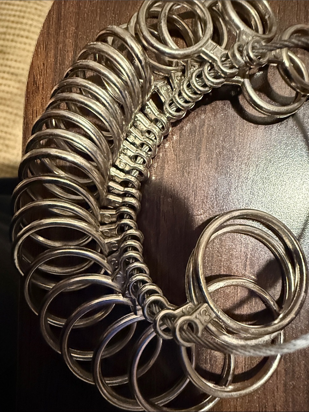 NWOT Ring Concierge Silver Metal Ring Sizer Set - Picture 11 of 11